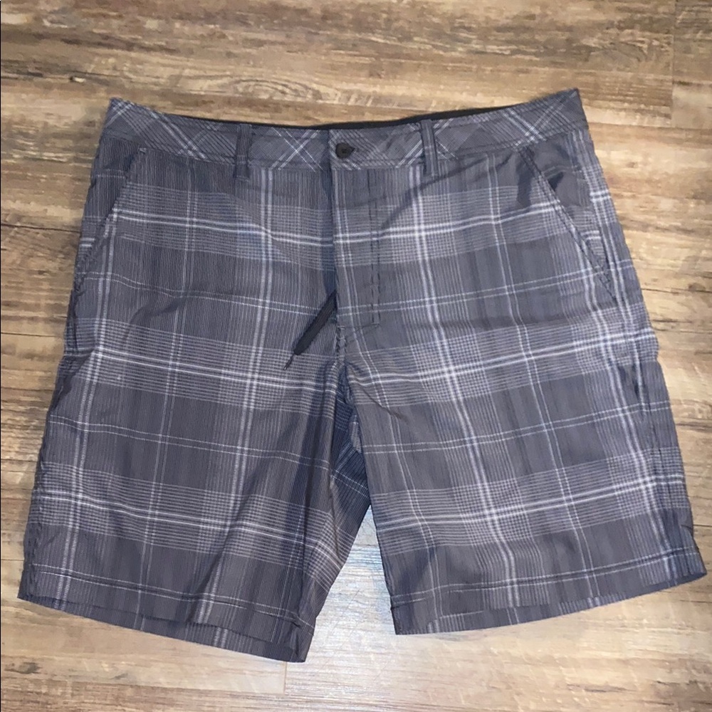 Mossimo hybrid shorts 36 Large mens bathing suit